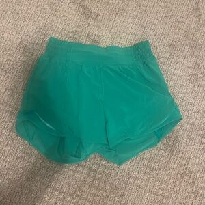 SOLD DO NOT PURCHASE Lululemon Highrise Hotty Hots size 4